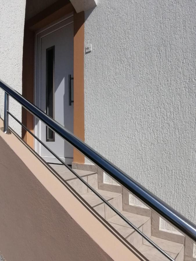 Apartment Mare Vrsi Zewnętrze zdjęcie